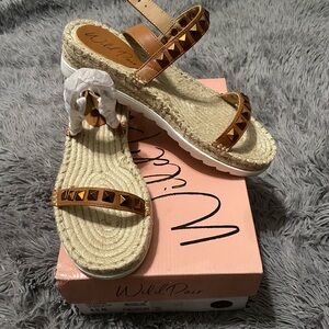 Cognac Wild Pair Sandals